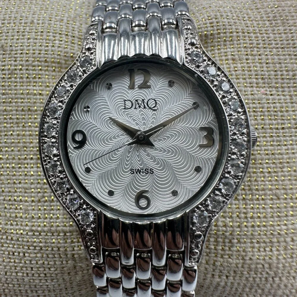 DMQ Watch Women Silver Tone Crystal Bezel Round Dial New Battery 6.5 Inch